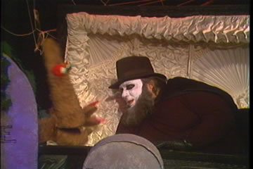 obie and creep in graveyard